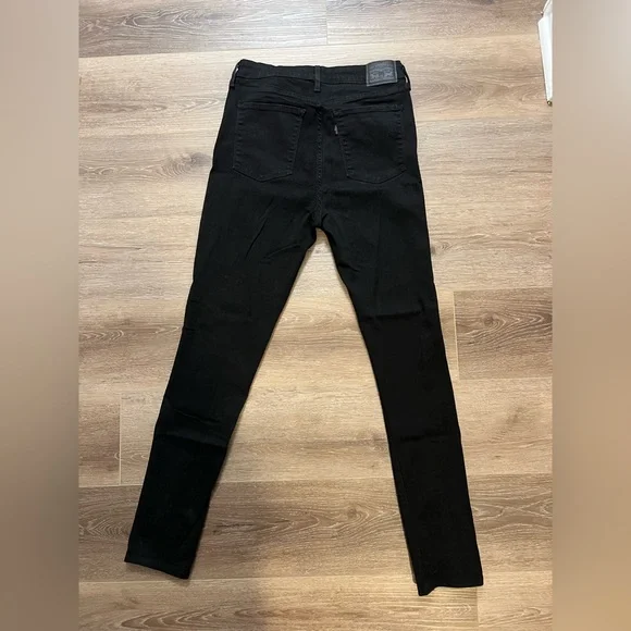 Women’s Levi’s 721 Skinny Jeans Black Jeans - Picture 2 of 5